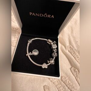 Pandora charms. READ DESCRIPTION